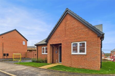 Bagshot Close, 2 bedroom Detached Bungalow for sale, £110,250