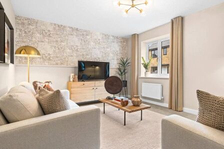 Hadlow Gardens, 4 bedroom Detached House for sale, £151,980