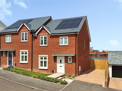 Stapleton Way, 3 bedroom Semi Detached House for sale, &pound;280,000