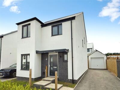 Yew Gardens, 4 bedroom Detached House for sale, &pound;345,000