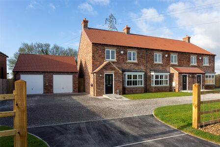 Tollerton Road, 3 bedroom End Terrace House for sale, £450,000