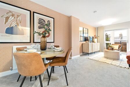 Spinning Wheel Way, 2 bedroom  Flat for sale, &pound;394,250